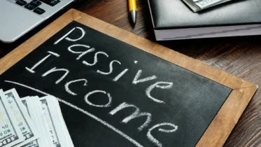 Passive Income Ideas: Creating Wealth with Clever, Sustained Strategies