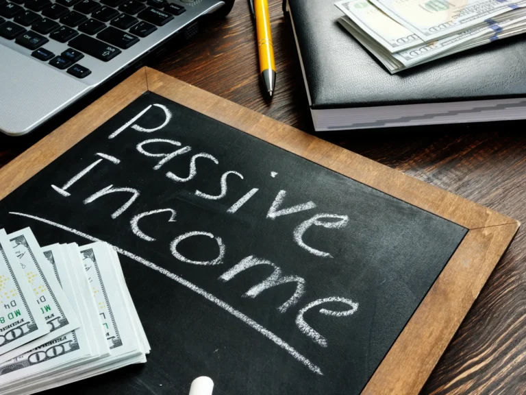 Passive Income Ideas: Creating Wealth with Clever, Sustained Strategies
