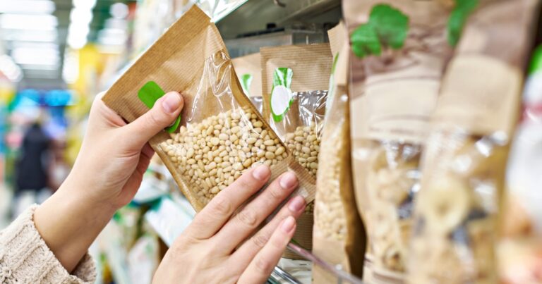 Comparing costs: paper and plastic food packaging
