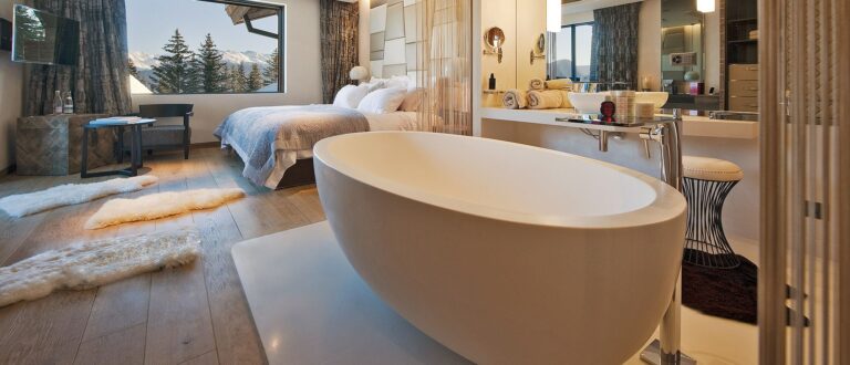 Stone Baths for Luxury UK Homes